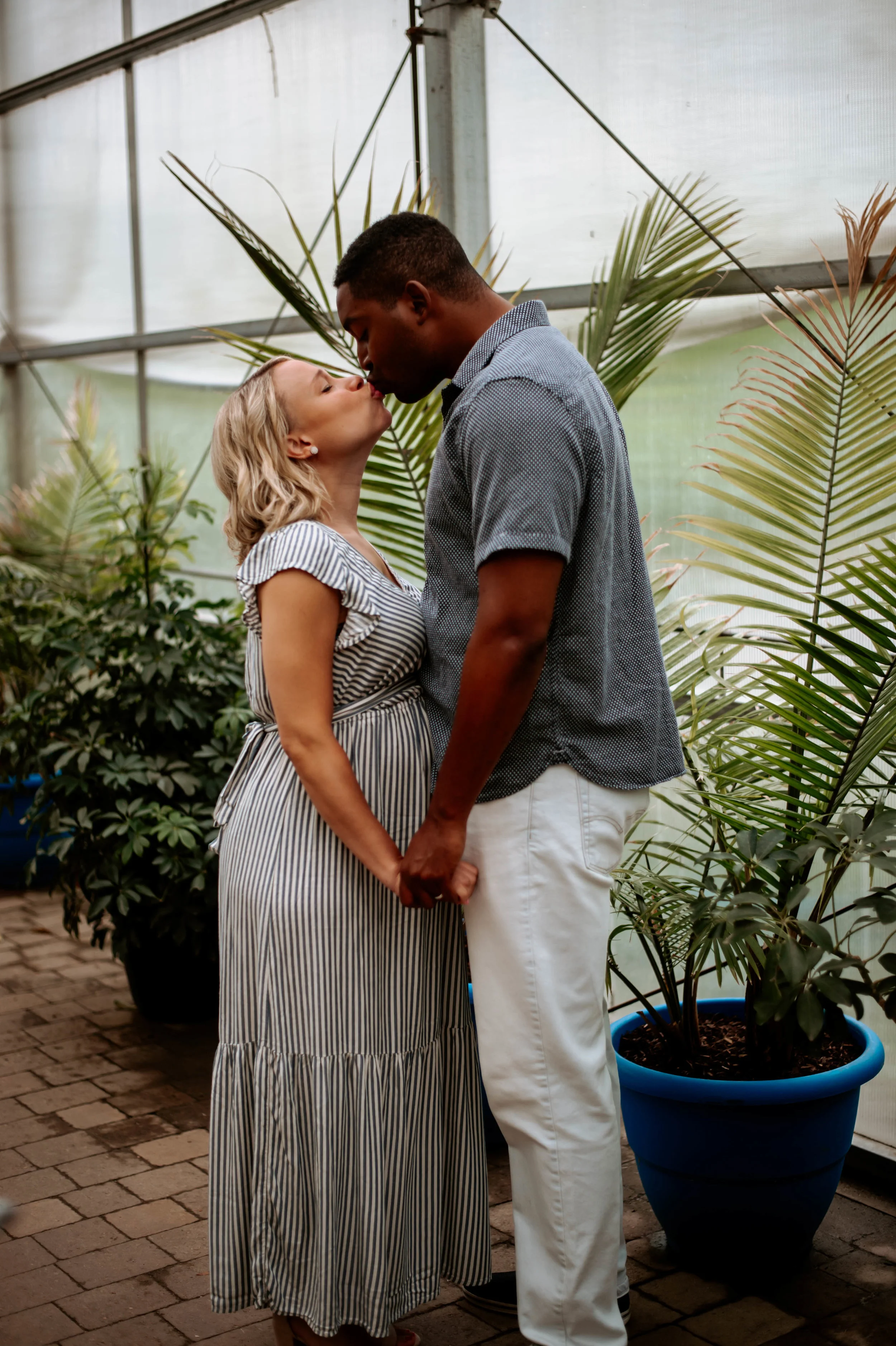maternity session at the zoo-5.jpg