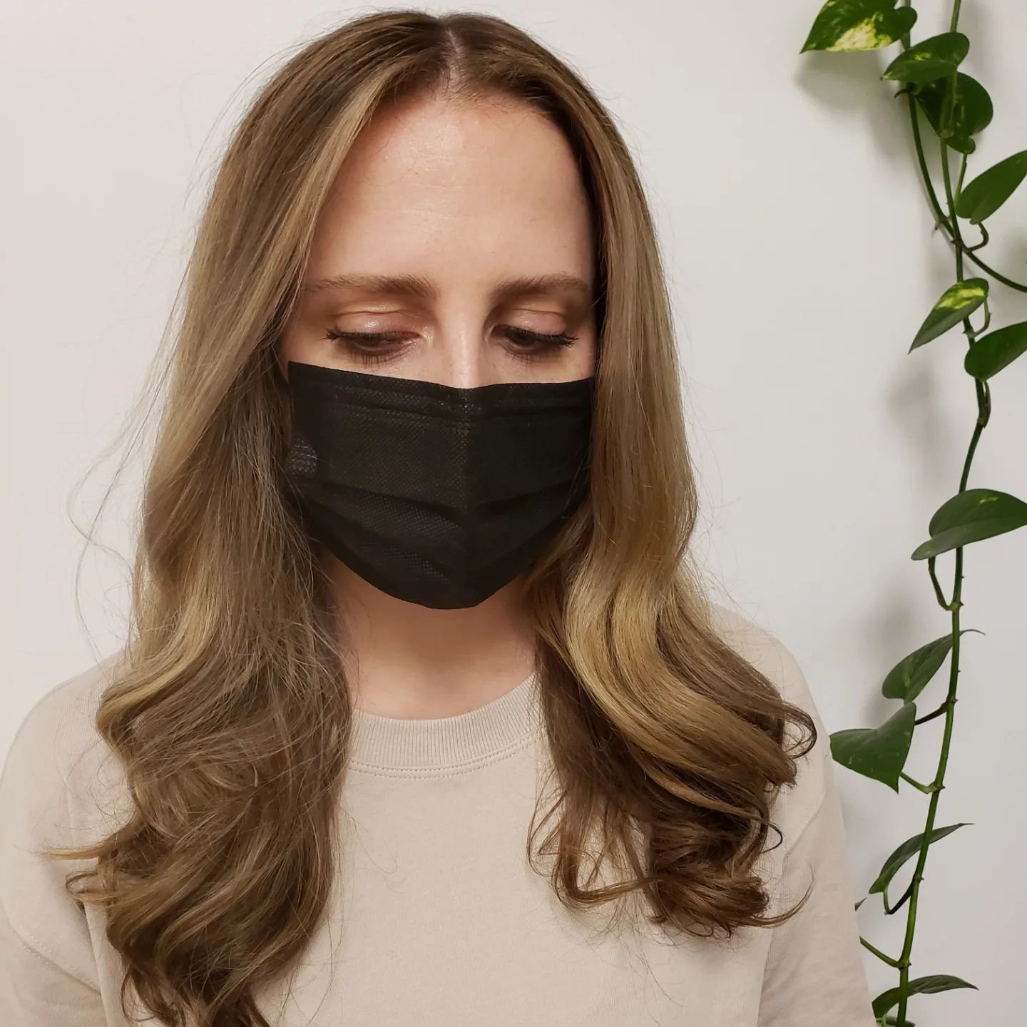 One of my favorite trends this year is balayage that really incorporates your natural color but can still be bold. It makes for a beautiful finish and an easy grow out!
Email for appointments!
Info@pelobrooklyn.com 

#brooklynhairsalon 
#williamsburg
