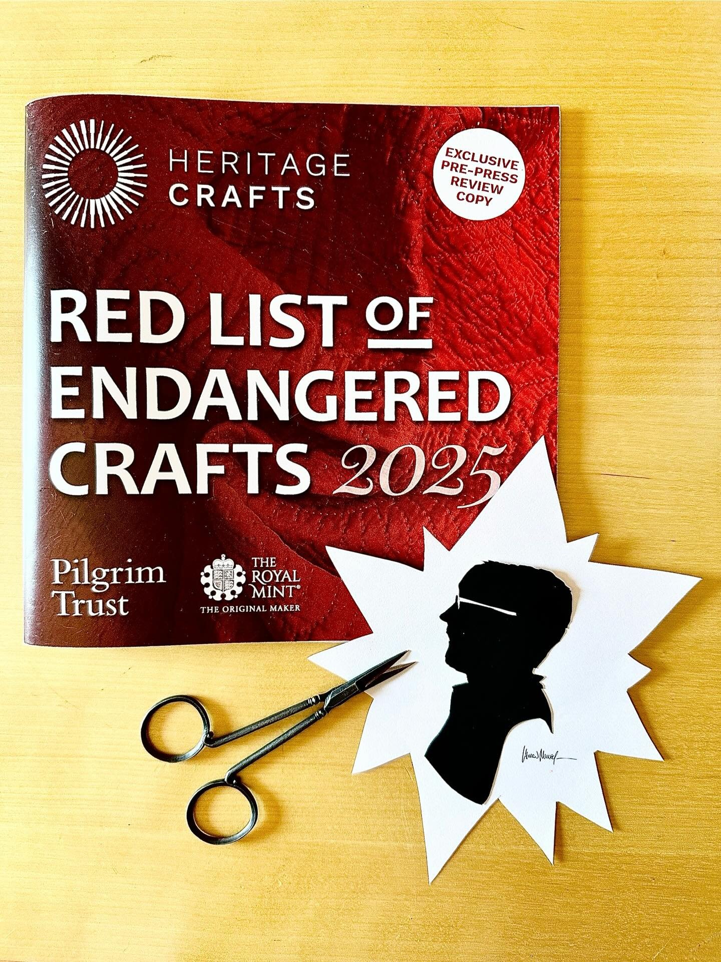 It&rsquo;s been over two weeks that I am back in the USA from @londoncraftweek , and it was a wonderful learning experience to navigate the many venues and opportunities on tap at that event!
.
I am especially excited to have met @heritagecrafts exec