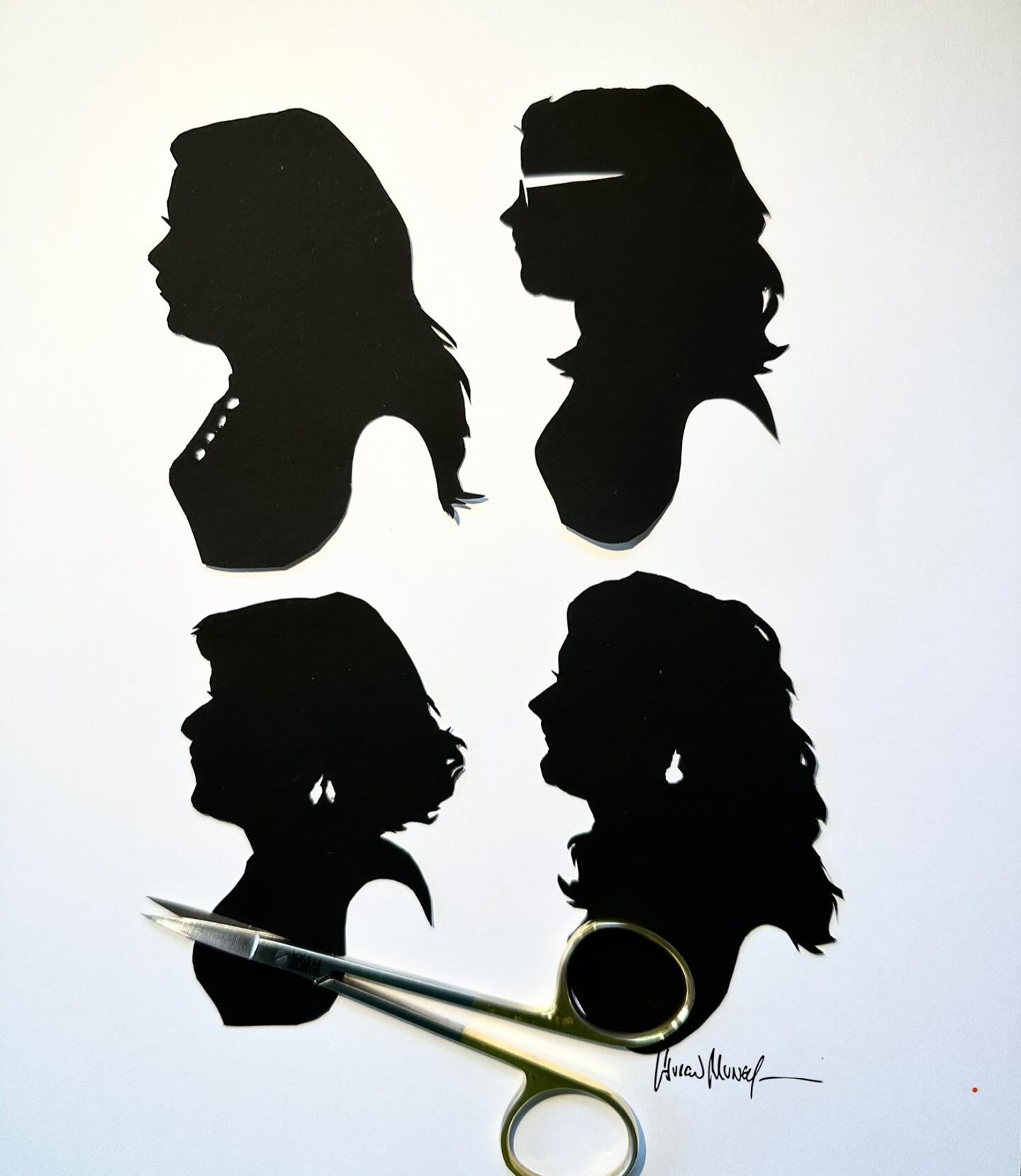 Four silhouette portraits handcut ✂️ at a corporate party - smart, fun, professional women - look how different curly hair can look on different people, moments apart!
.
Each silhouette took only about 120 seconds to cut, freehand. 
.
.
.
#liveeventa