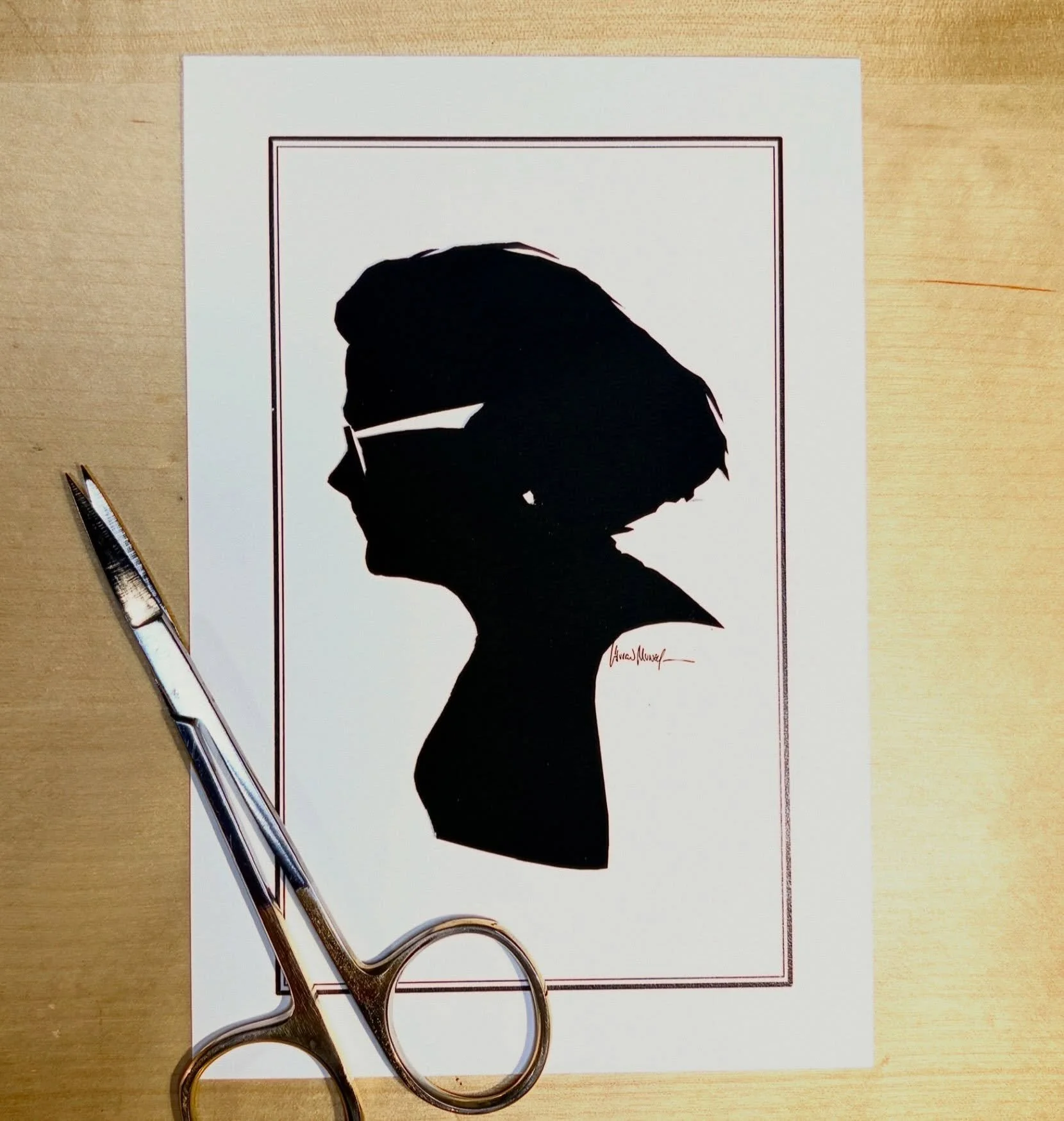 Cut freehand with only scissors ✂️ at &ldquo;French in Newport&rdquo; live event, produced by @newporthistory 
.
.
#livinghistory #publicengagement #historicalsociety #silhouetteartist #americanrevolutionarywar