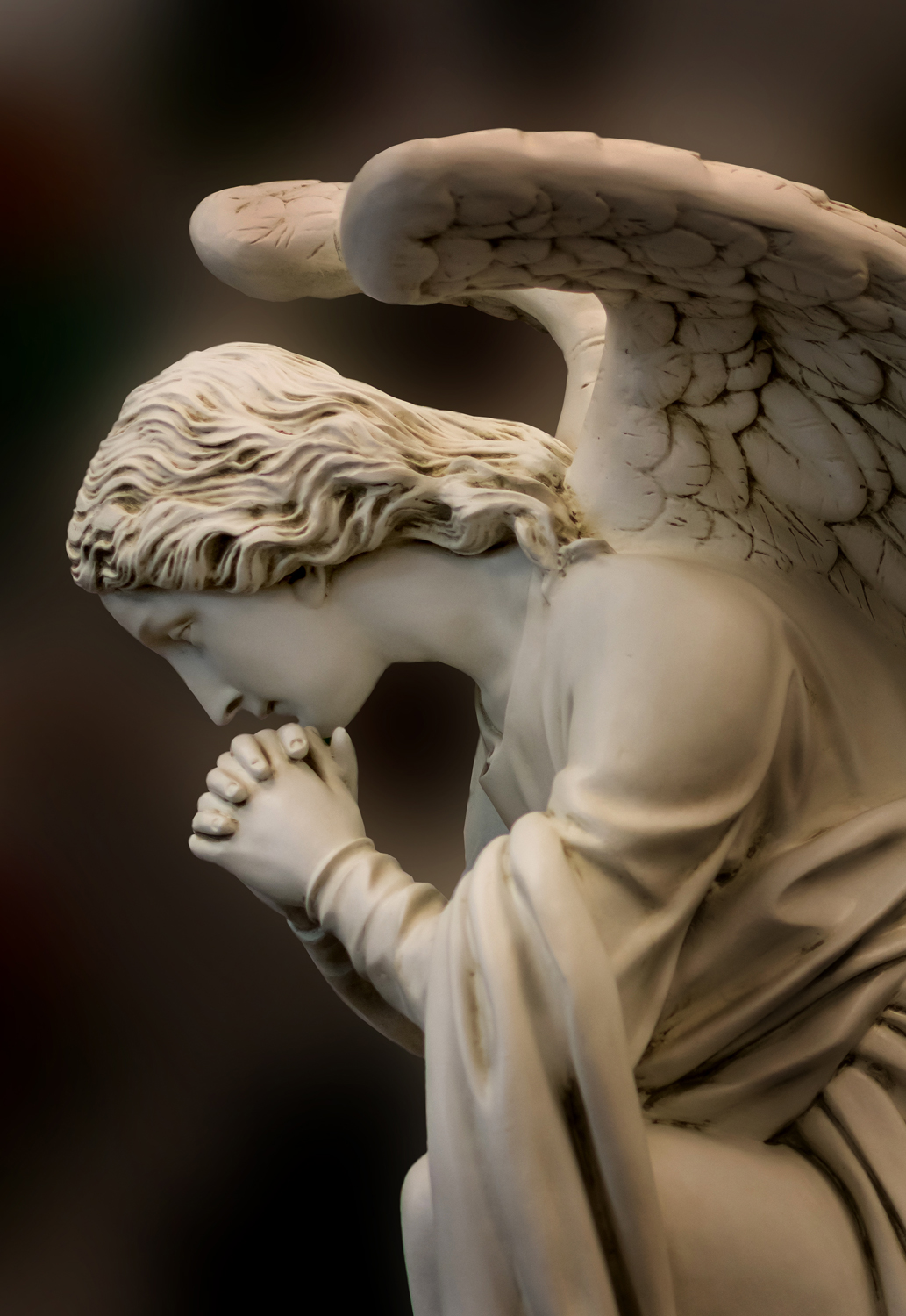 Kneeling Angel 2A.jpg