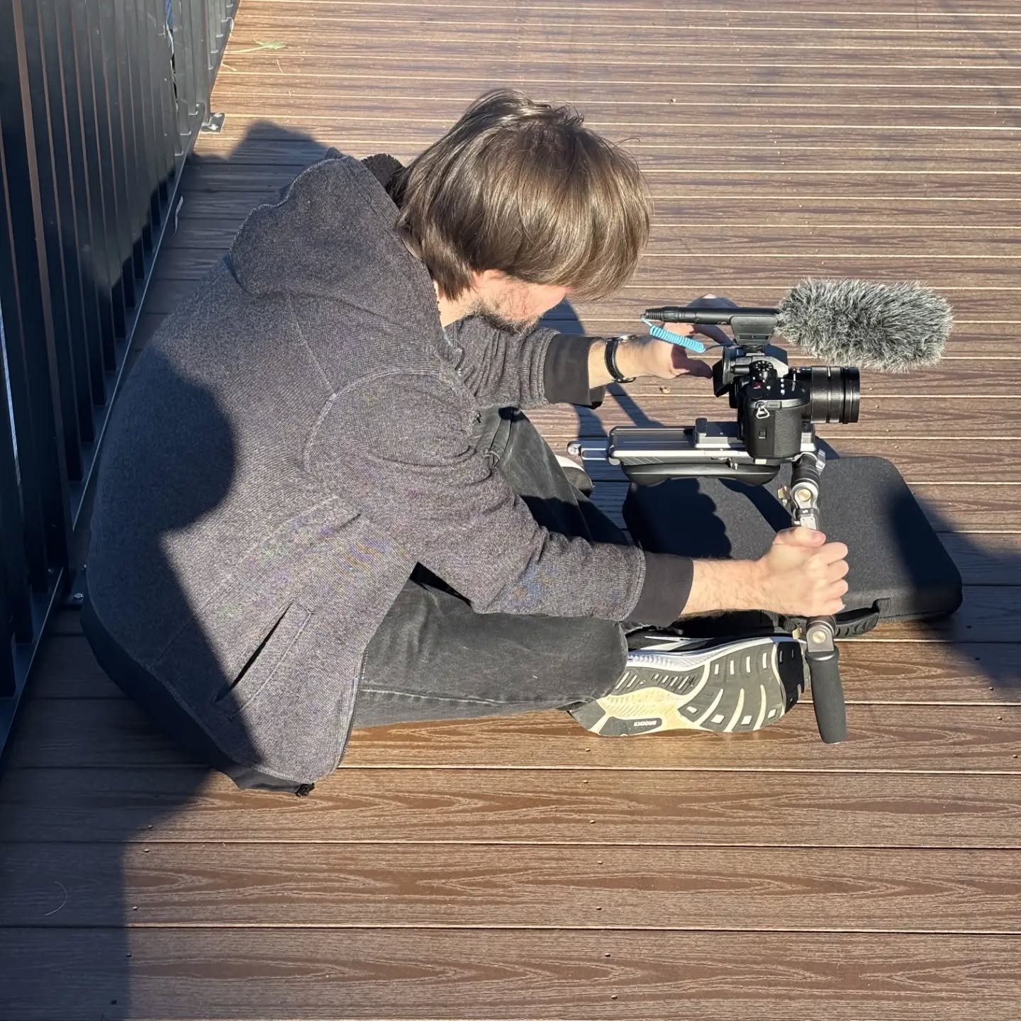 Some behind the scenes photos taken by our good friend, @chairmaster04 of @thegreatalbums podcast whilst we were out and about filming some 🔥🔥🔥 content. 

Thanks for helping shelp all that gear around Red Bank, bud. 

#bts #contentday #videoproduc