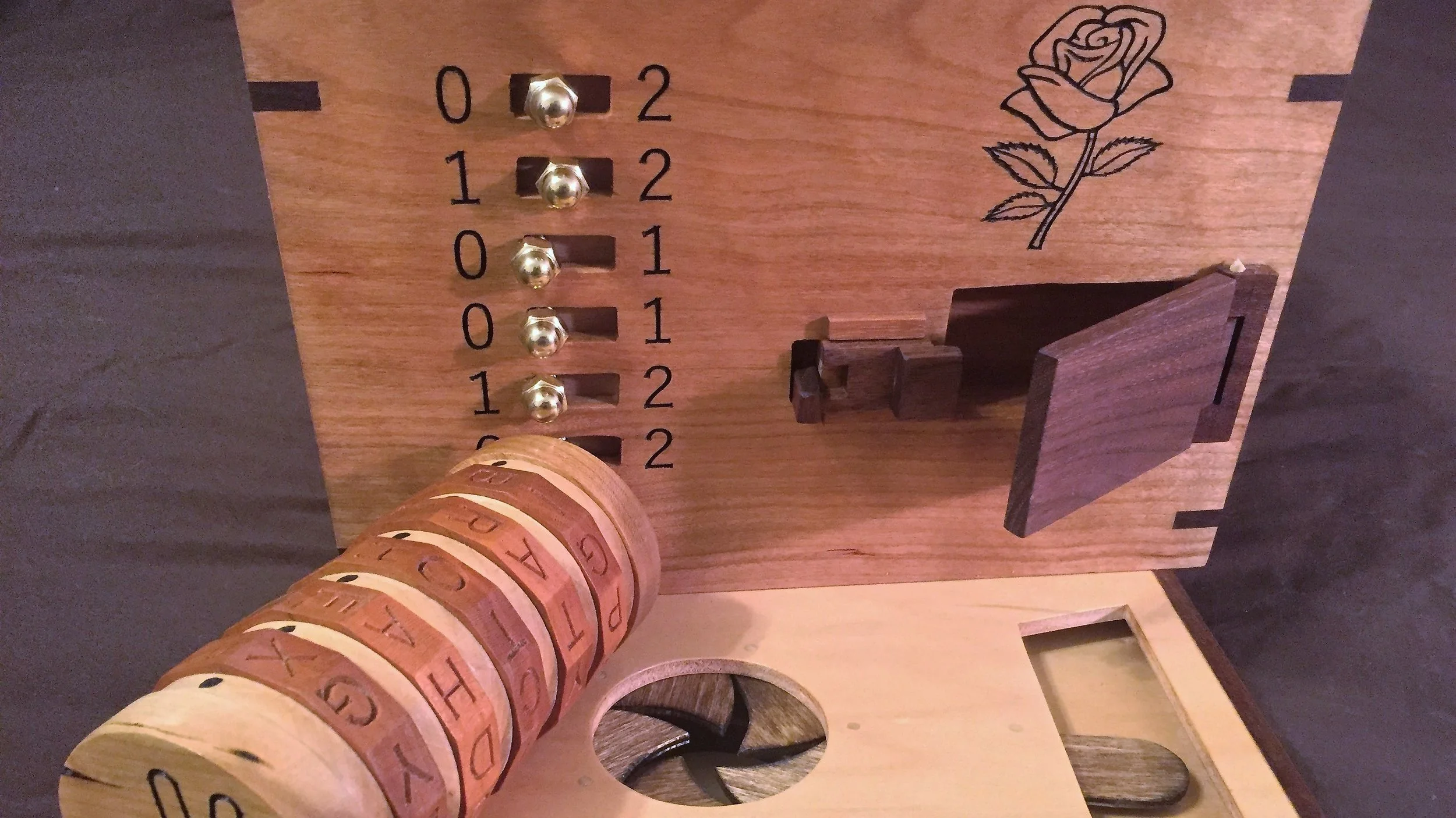 Commission Box 2.jpg