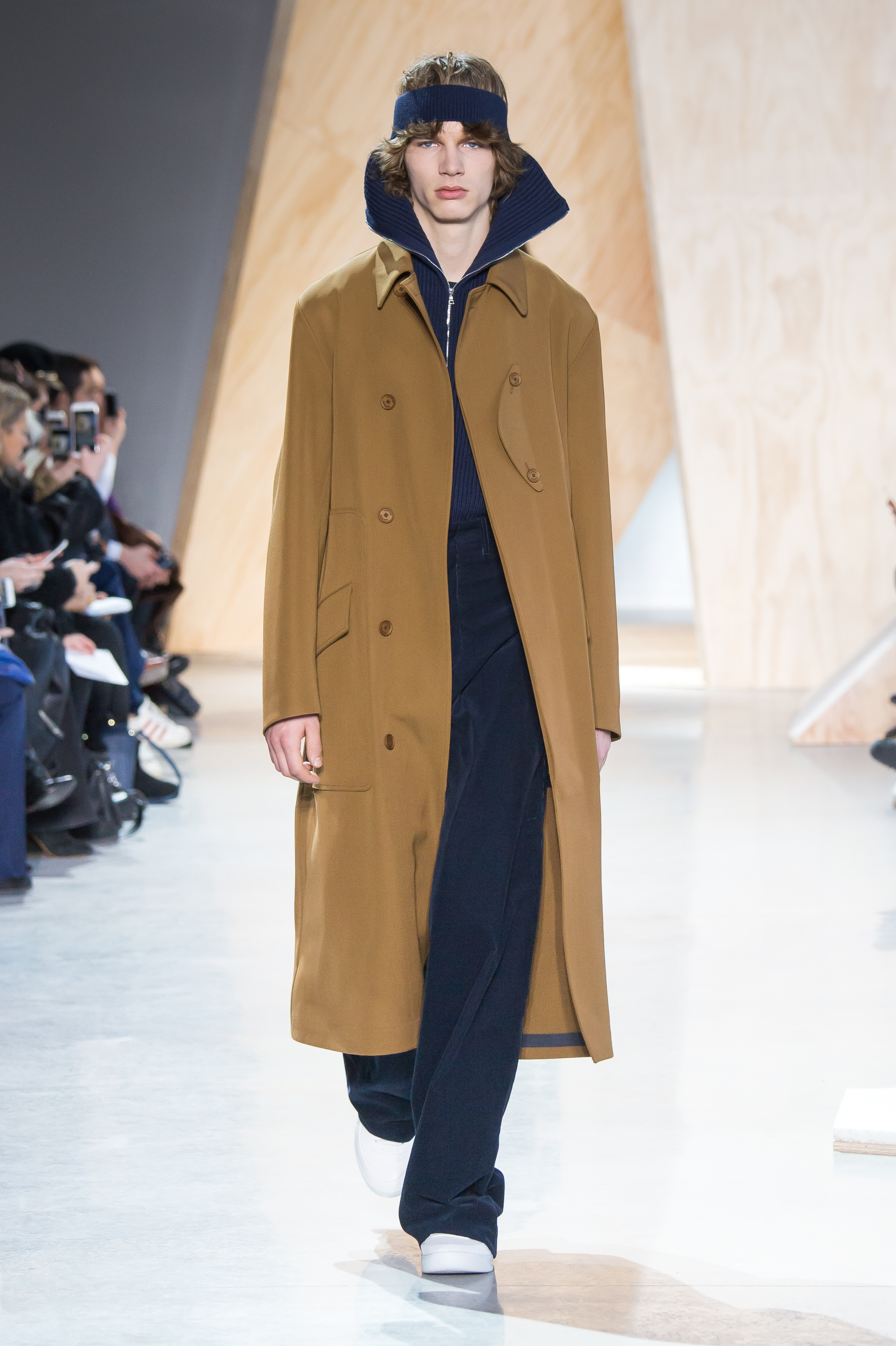 04_LACOSTE_FW16_NYFS_look_04.jpg