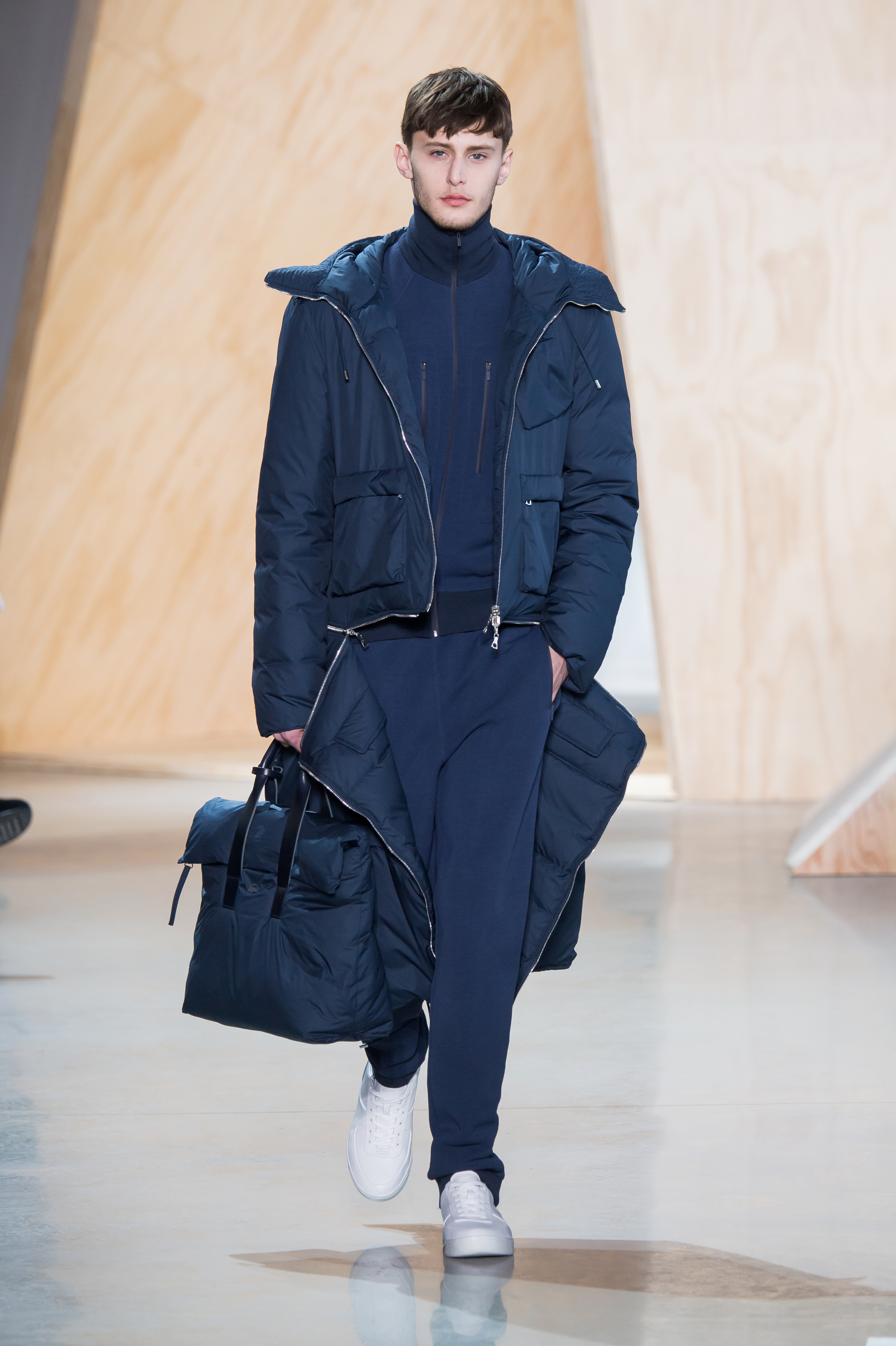 43_LACOSTE_FW16_NYFS_look_43.jpg