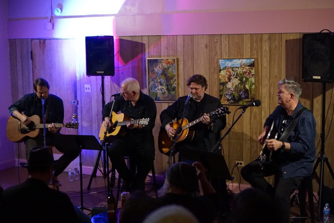 Jon Langford
Rick Rizzo
John Szymanski
John Mohr
.
.
.
.
.
@jonlangfordoffical #jonlangford #mekons #wacobrothers
@elmoodio #rickrizzo @weareeleventhdreamday #eleventhdreamday
#johnszymanski #mymymy
#johnmohr #tar
@colorclubarts #colorclubarts #color