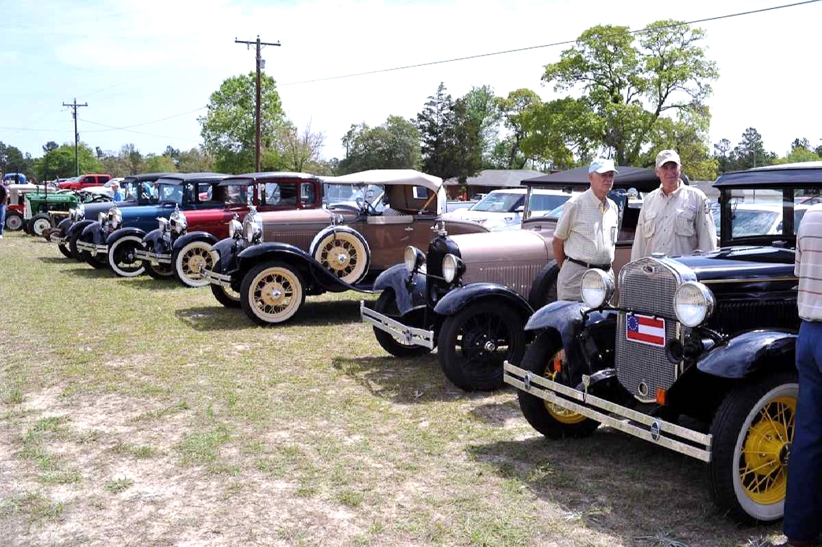 web Used Tractor Show 99.jpg