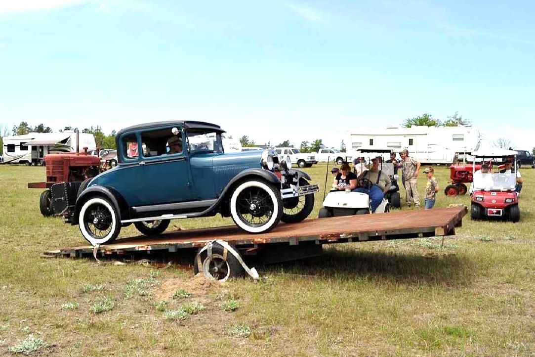 web Used Tractor Show 2222.jpg