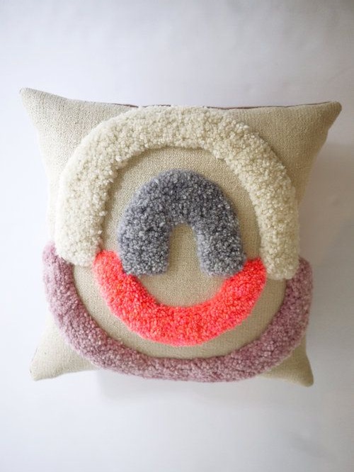 cushion 01