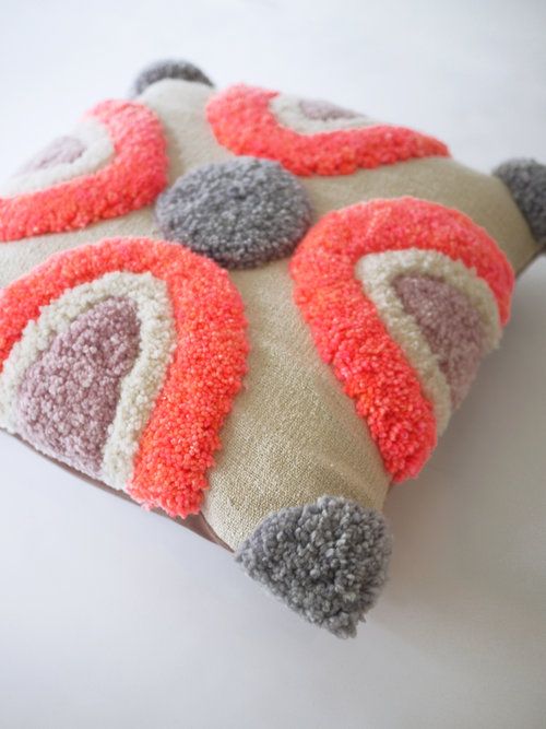 cushion 02