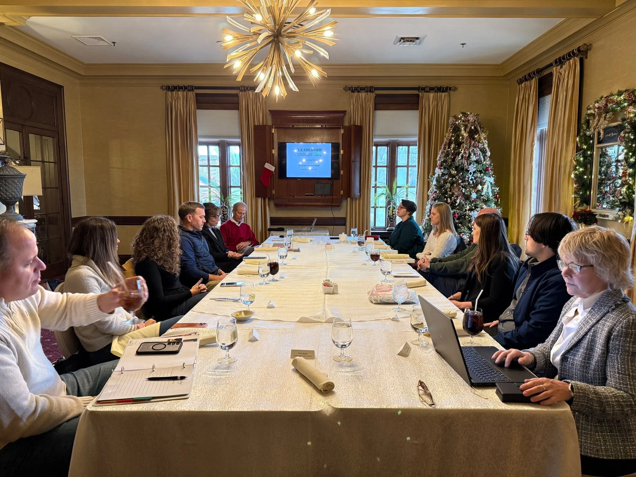 💡 &ldquo;What Are You Building?&rdquo;

Mentor Dave Meckley closed out the 2025 Mentorship York year with a thought-provoking session, asking participants to reflect on their skills, experiences, and impact.

From personal mission statements to imag