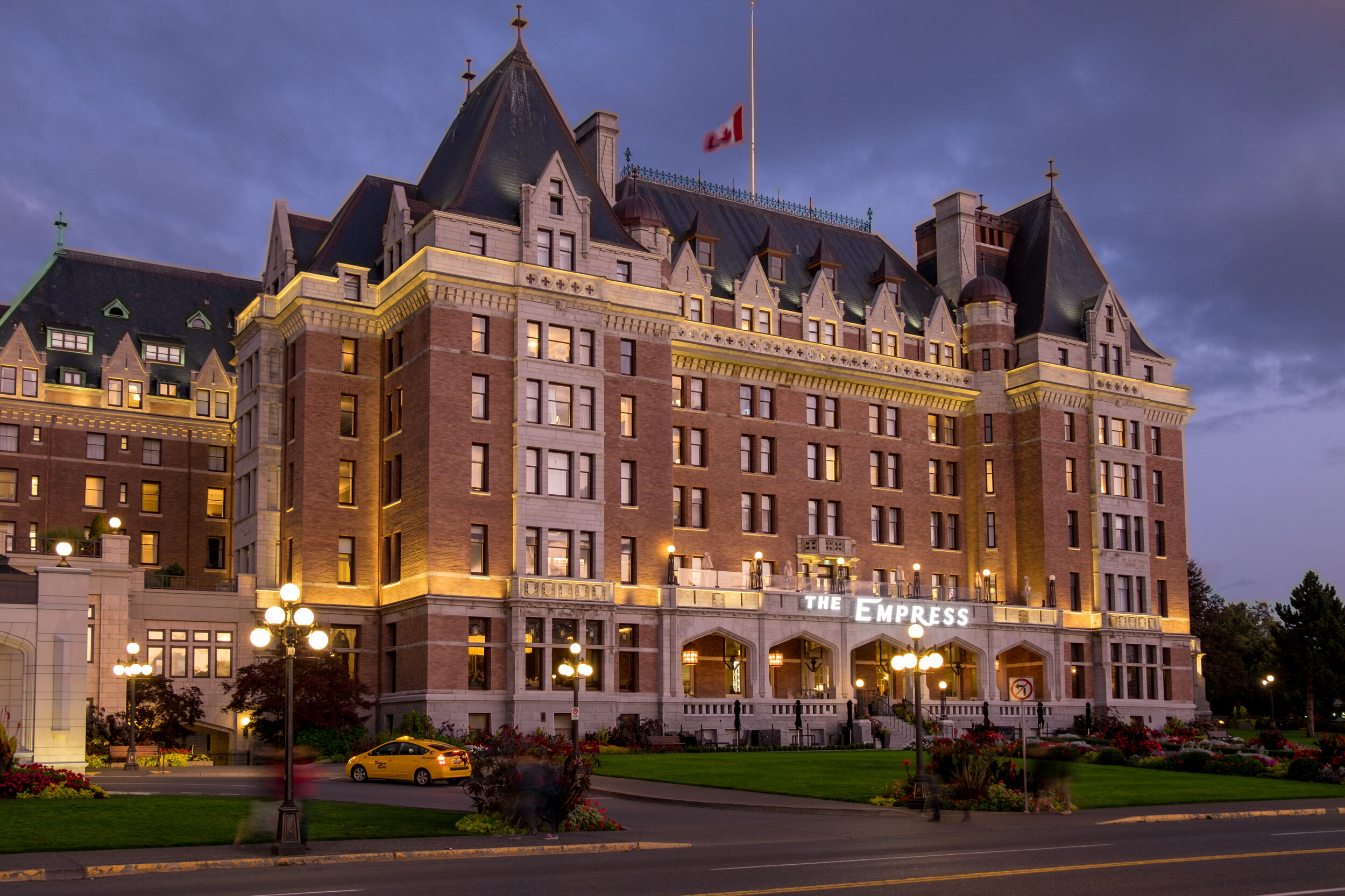 Architecture - Fairmont Empress Hotel, Victoria Canada.jpg