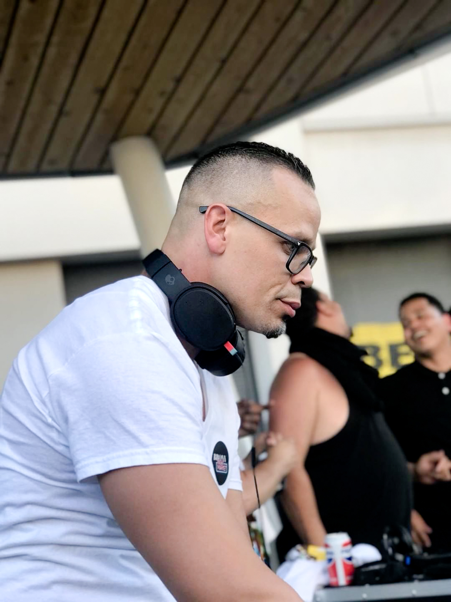 DJ Bronxura