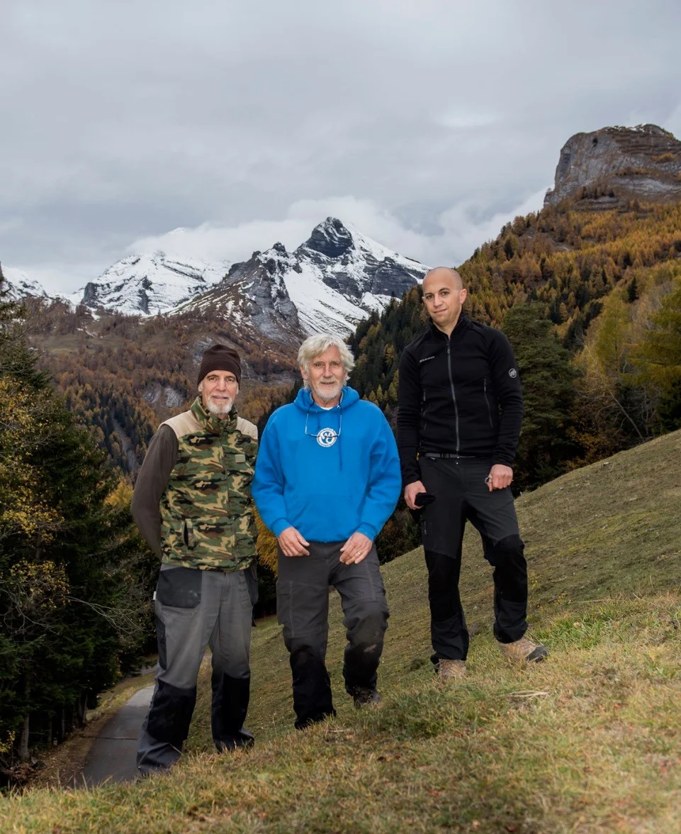 From left to right: Stéphane Mettaz (field technician University of Bern), Dr. Peter Bloom, Ron Milgalter (doctoral student at the University of Bern).