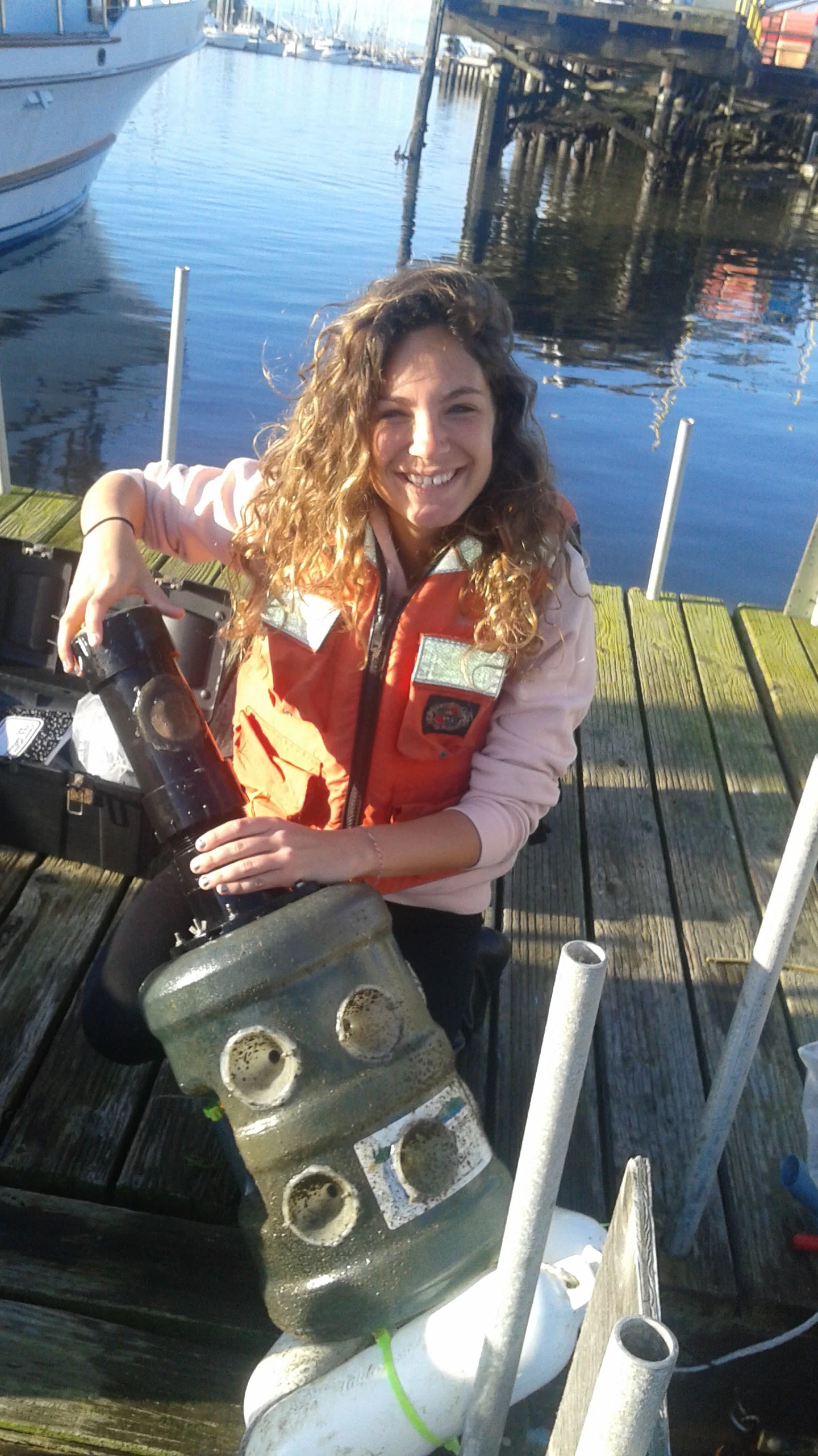 Nicole preparing a light trap at Moss Landing. The light trap is used as part of a large spatial and temporal scale study on megalops (crab larvae) conducted through a partnership with the Garza Marine Landscape Ecology Lab, Moss Landing Marine Laboratories and the California Department of Fish and Wildlife.