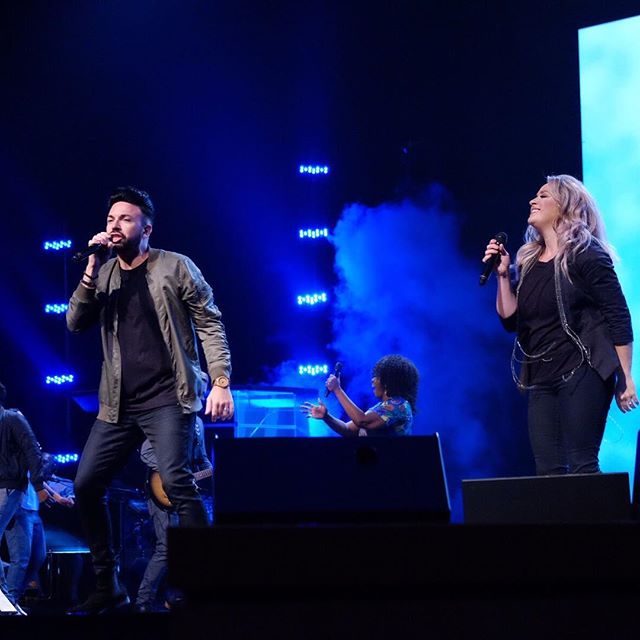 What a great day we had in the presence of God yesterday @whclife! “we are praise” @phildriscoll #SoundOfRevival