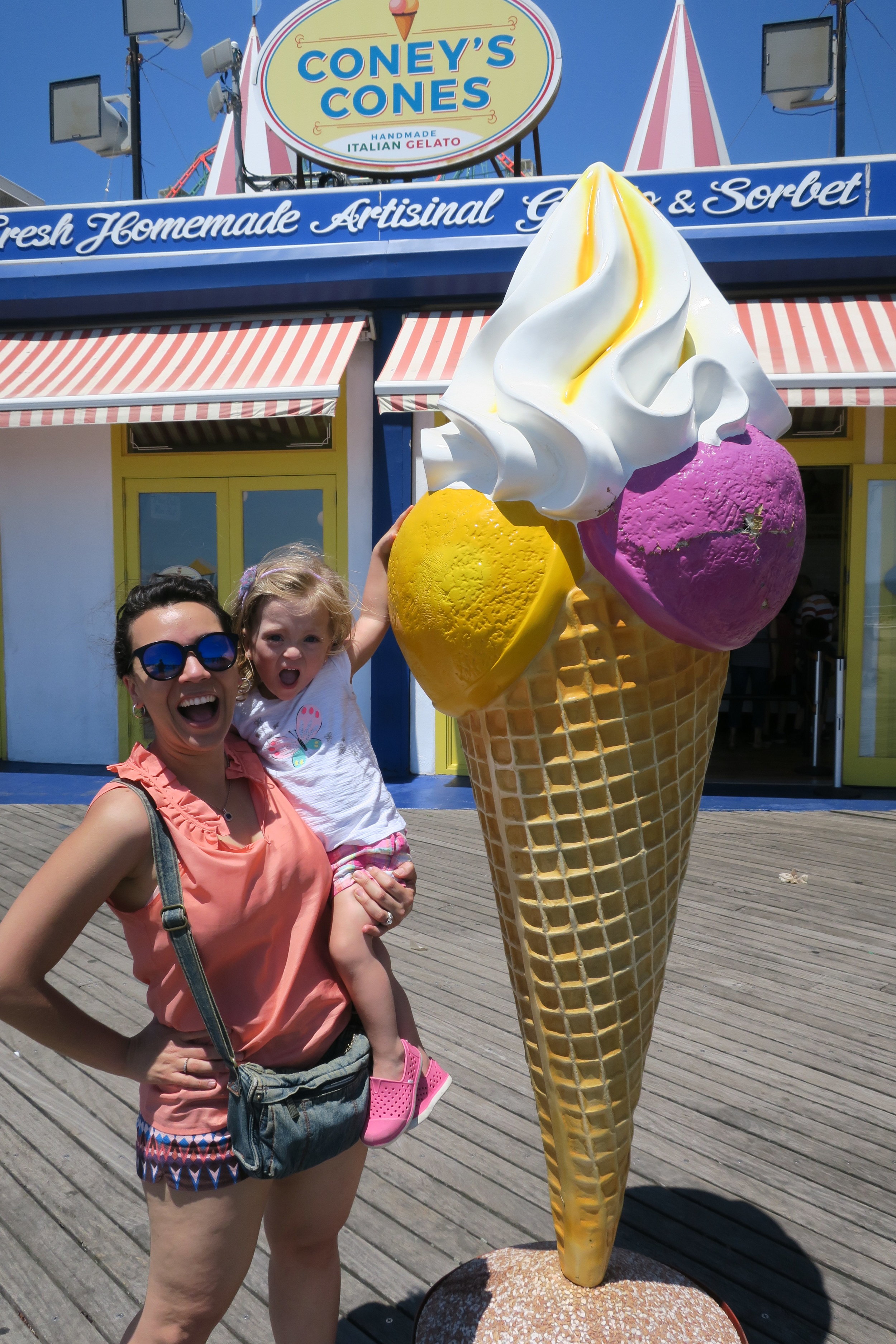  "It's a big ice cream!" 