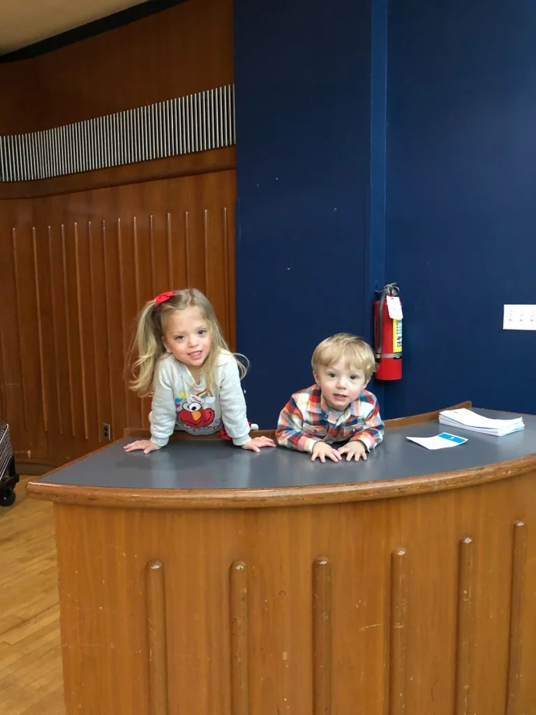  Lucie and Nat, the newest members of the greeting team! 