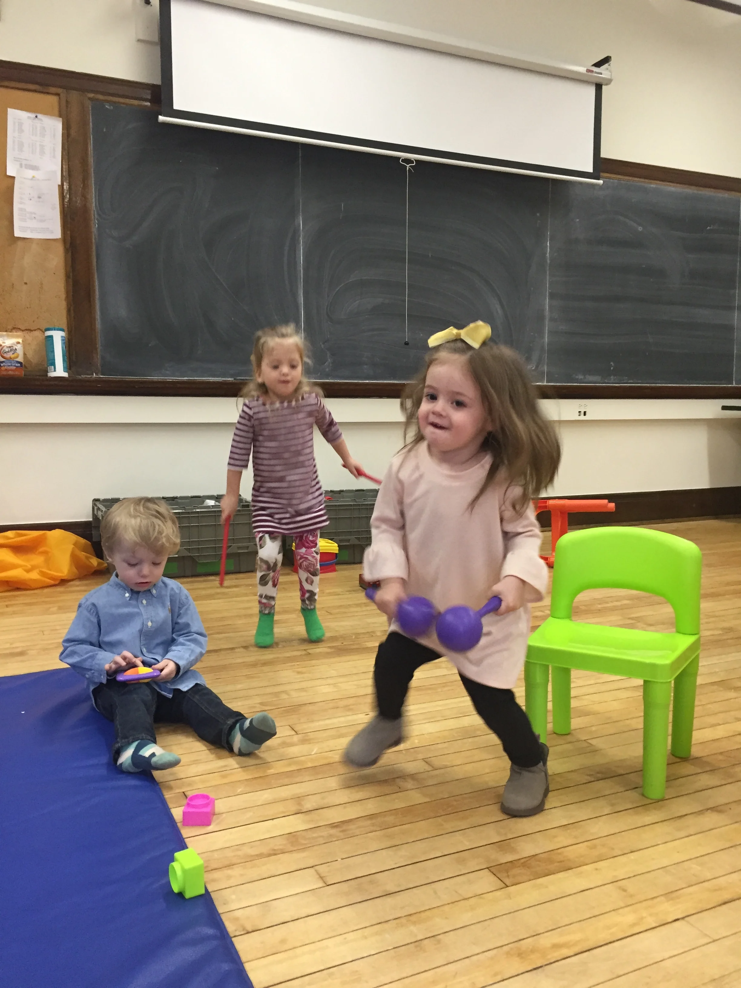  Kiddos dancing up a storm to Joy to the World! Because what other song is there? 