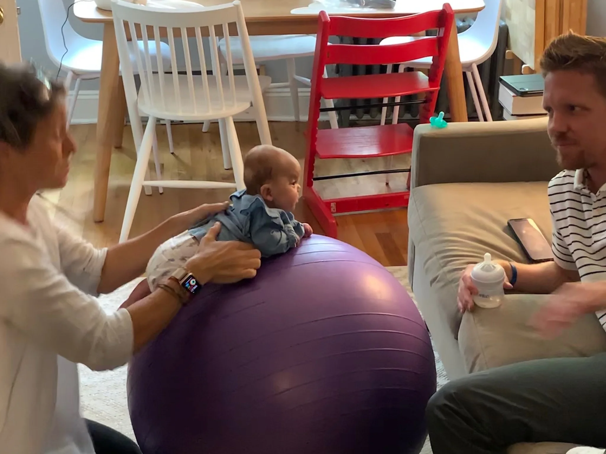 Felicity getting some morning PT in. She is getting SO STRONG. Look at that head control.