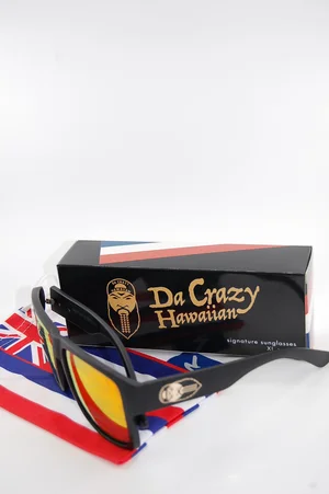 DA CRAZY HAWAIIAN Signature Collection — Reezen Scene Co.