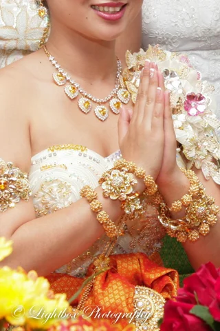 Khmer Bridal Wedding Outfits and Gallery