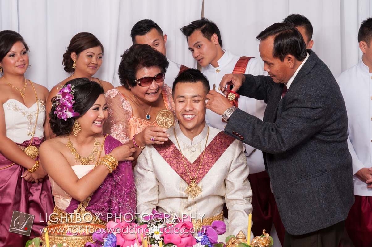 Khmer bridal 1b1010.jpg