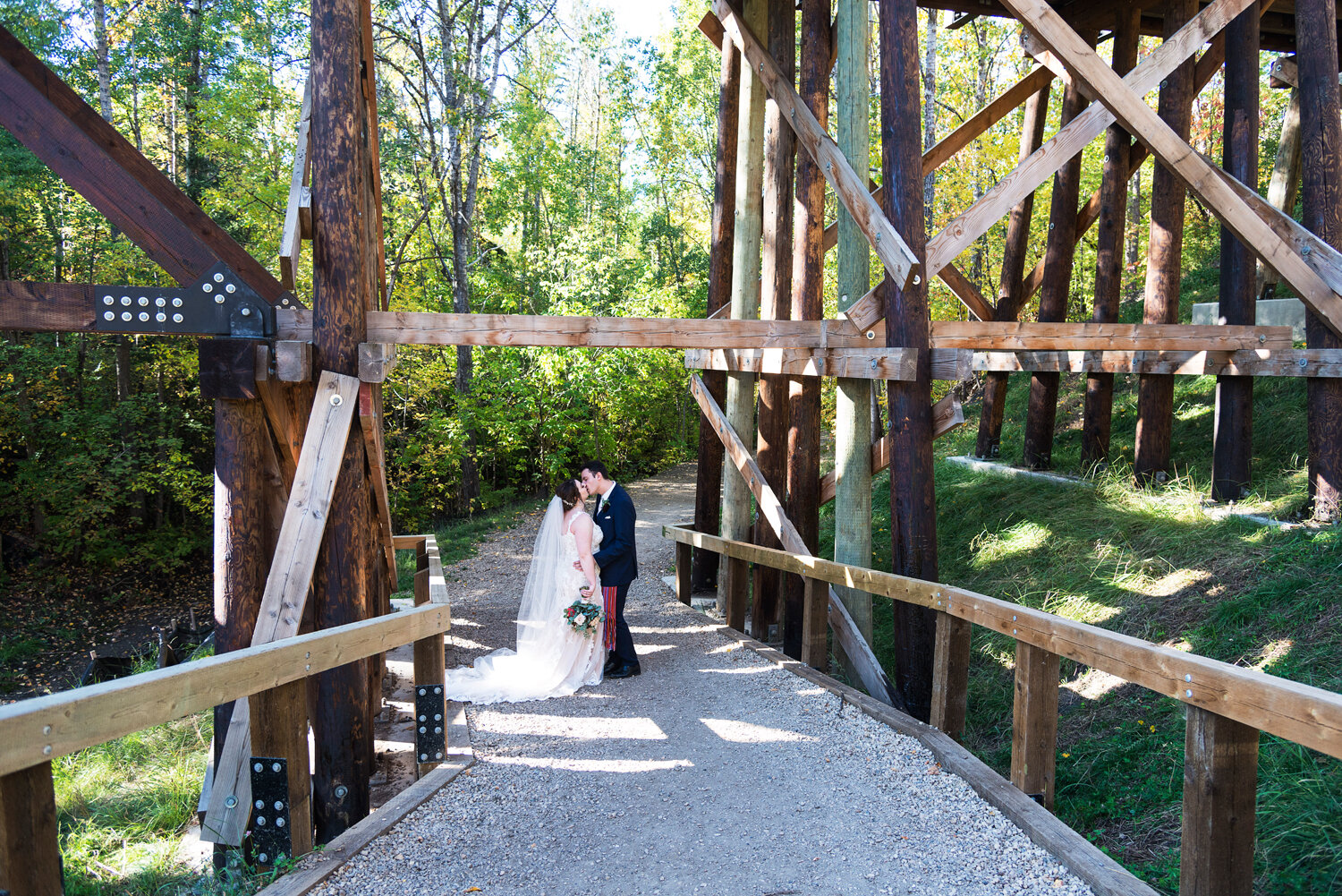 Edmonton Wedding Photography | Woodvale Community League | Elise and Jesse