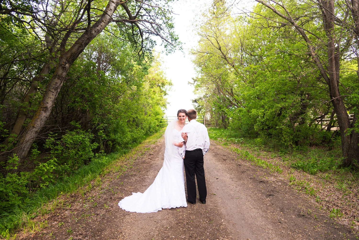 Edmonton Wedding Photographer | Hay Lakes Farm Wedding | Emily and Graham