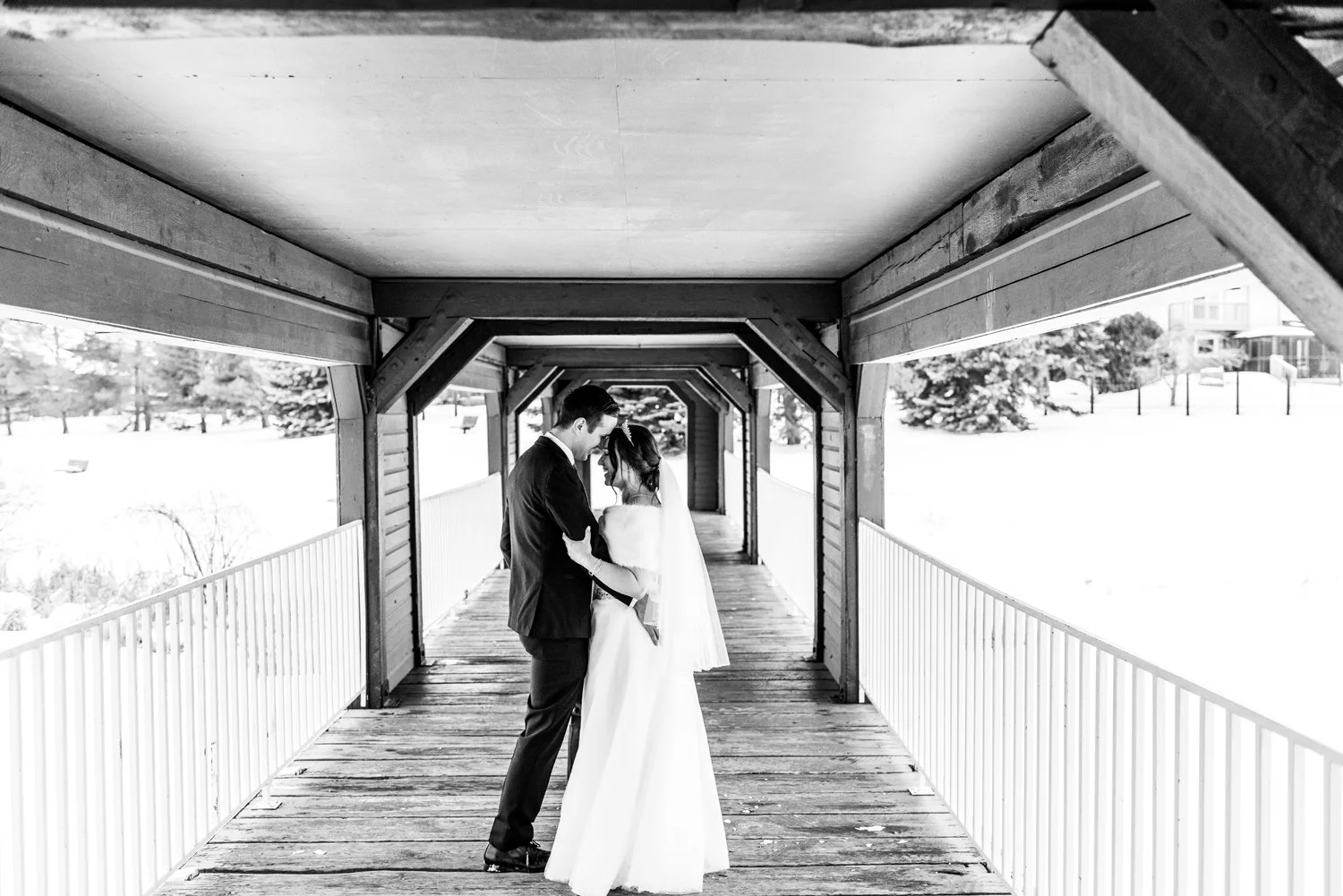 Chateau Louis Wedding | Edmonton Winter Wedding Photographer | Edmonton Winter Wedding 