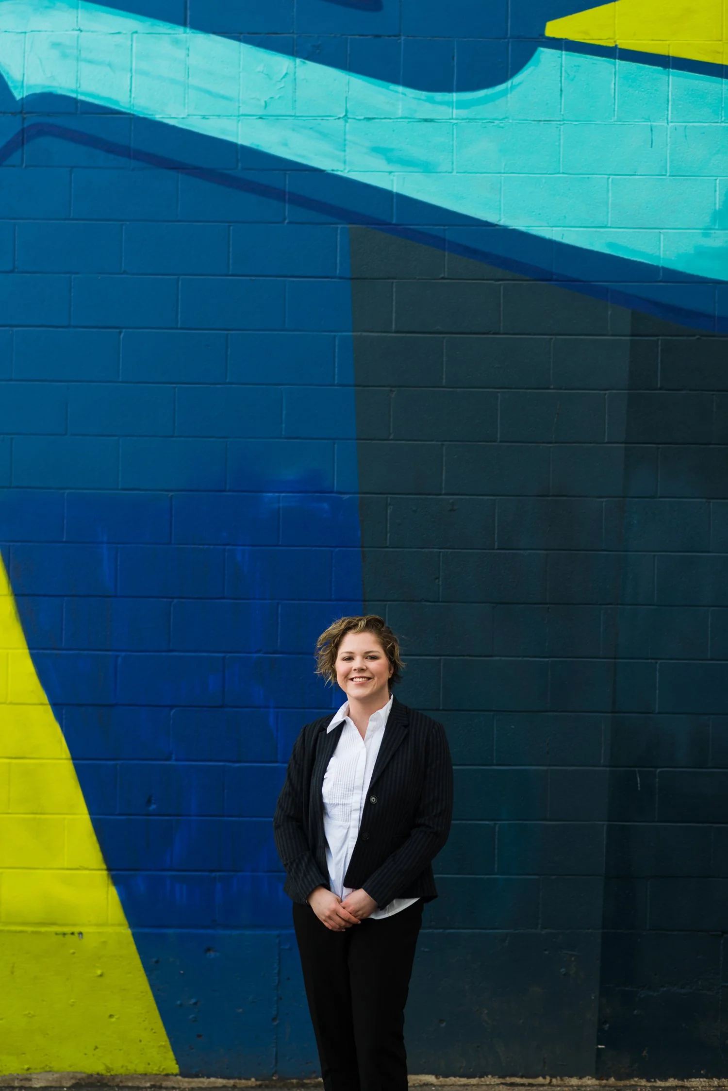 Edmonton Headshot Photography | Outdoor Headshot Photographer | Whyte Ave Headshots