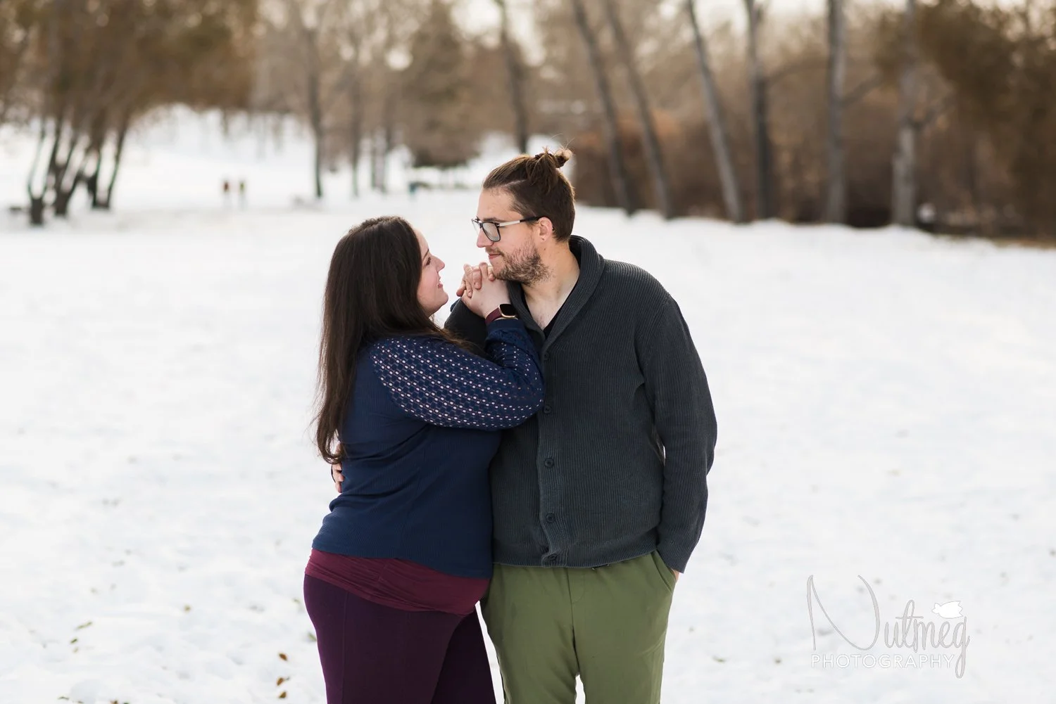 Calgary Engagement Photographer | Confederation Park Winter Engagement