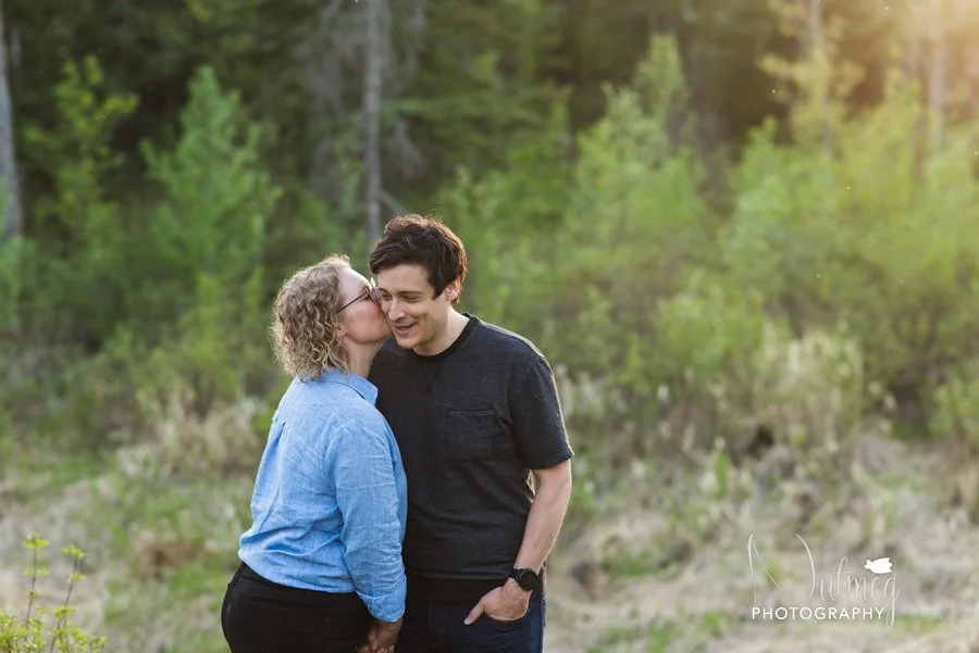 Edmonton Engagement Photography | Blackmud Creek Engagement Session 