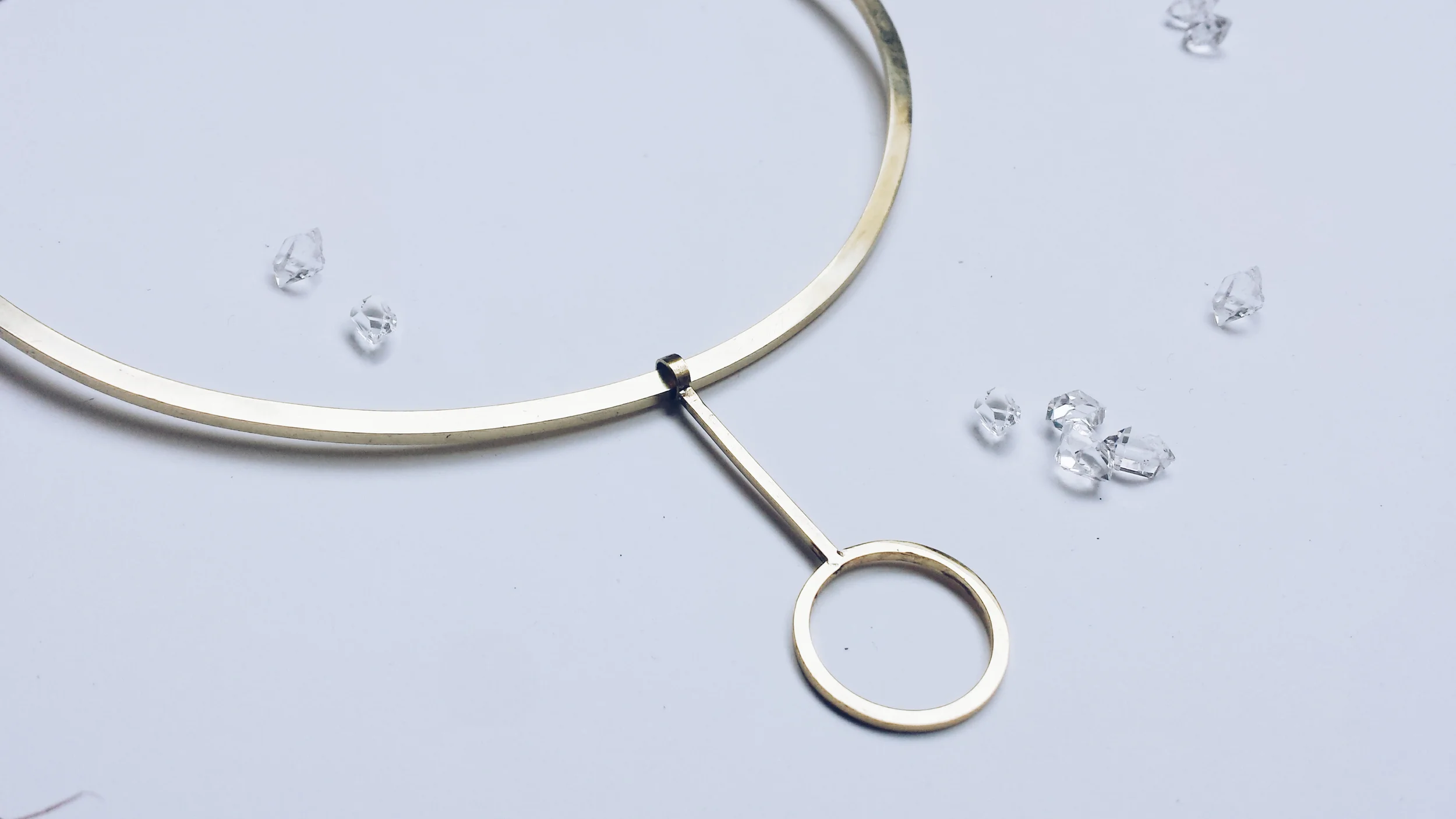 Minimalist handcrafted choker necklace - Pendulum Collier - Elizabeth Leflar