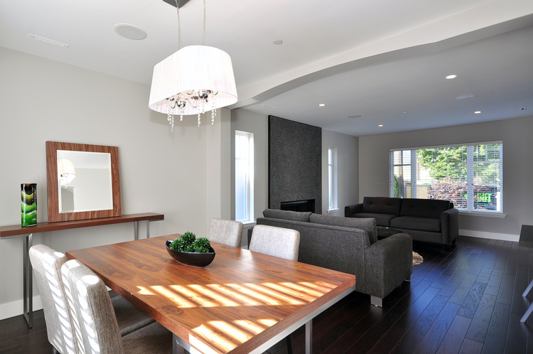 04.Custom+Home+-+Dining+Room.jpg