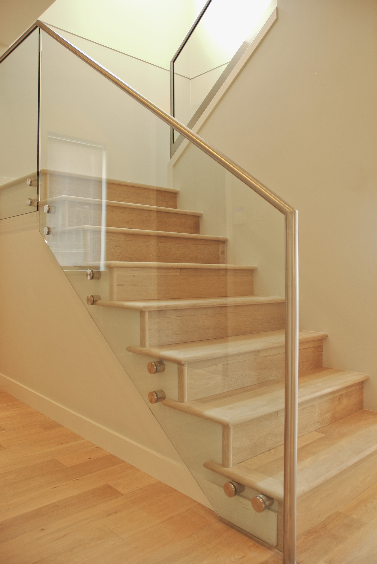 Duplex-stairs2.jpg