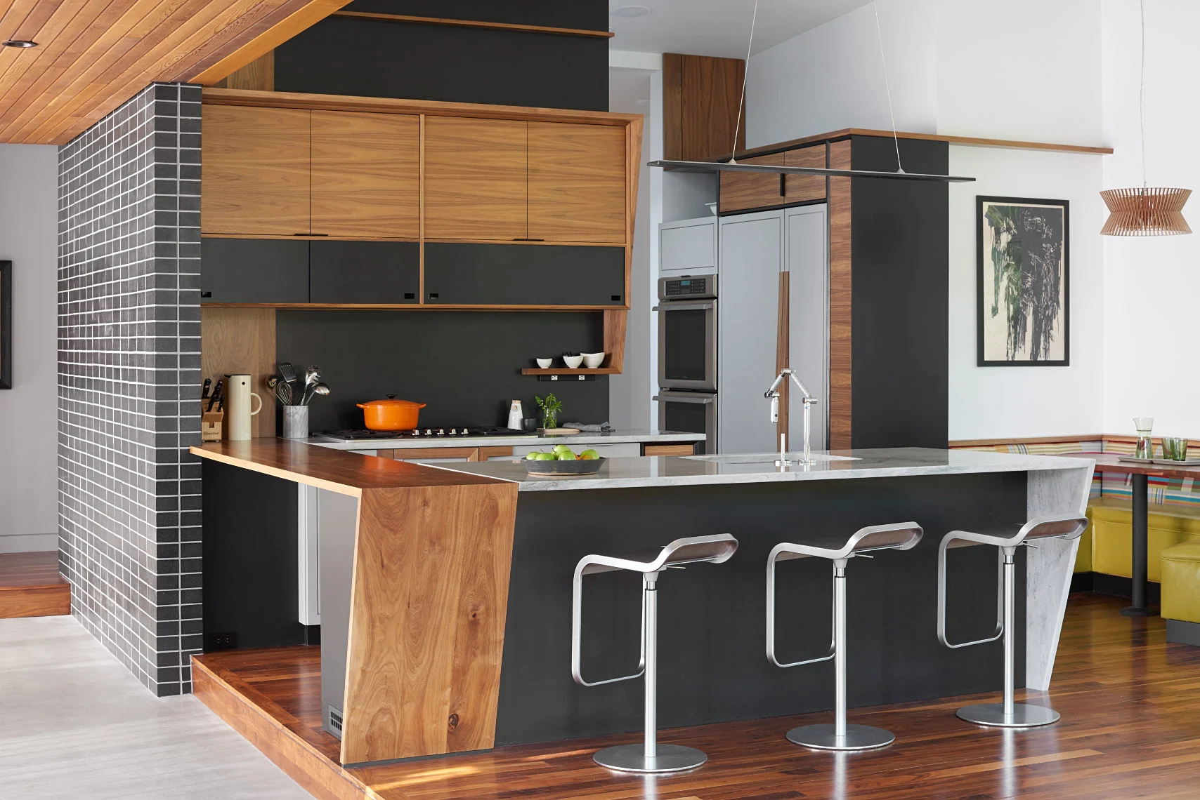 kitchen_02_main.jpg