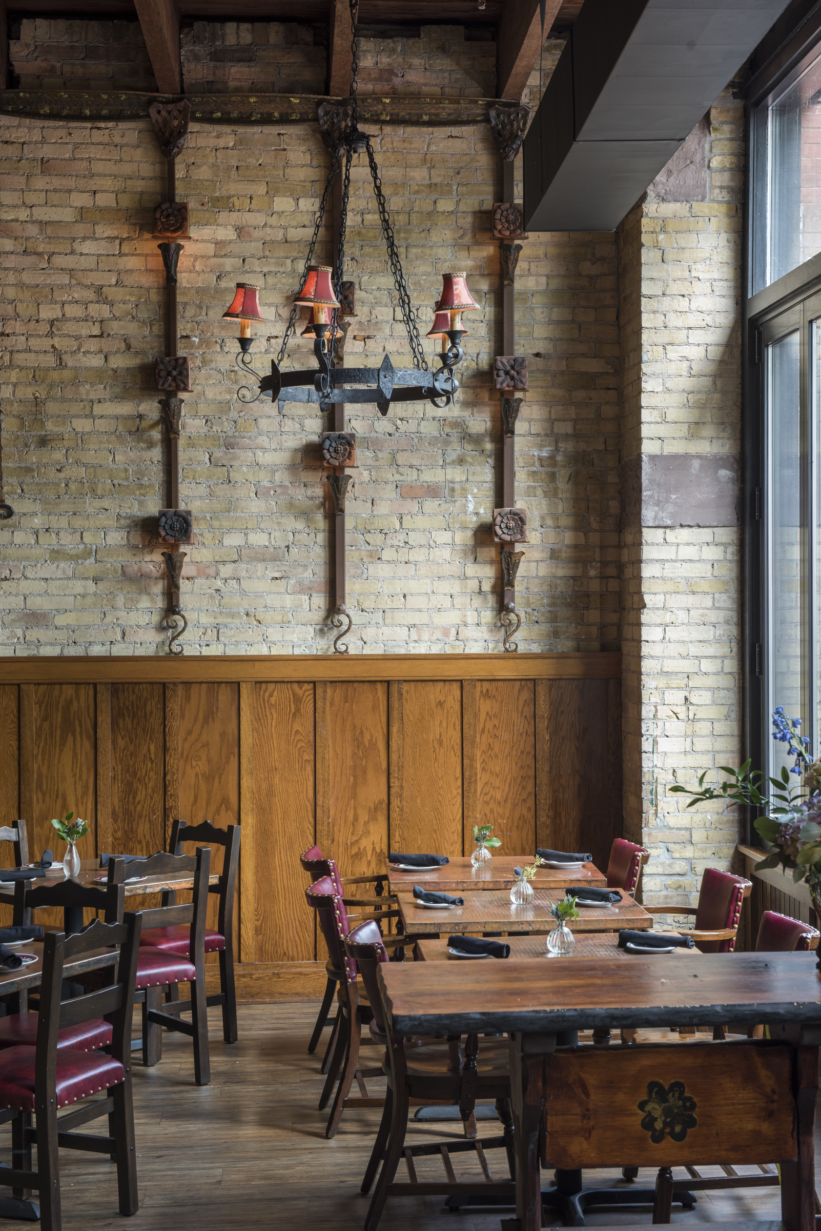 Jefe Resturant - Strand Design_Interior_Seating II.jpg