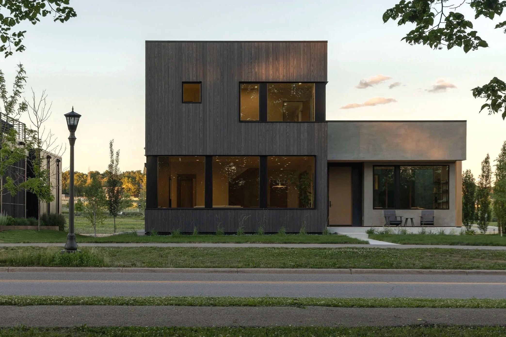 AHT+%2B+Sustainable+9+-+Mississippi+River+Blvd+-+Dusk+-+001+2+%281%29.jpg