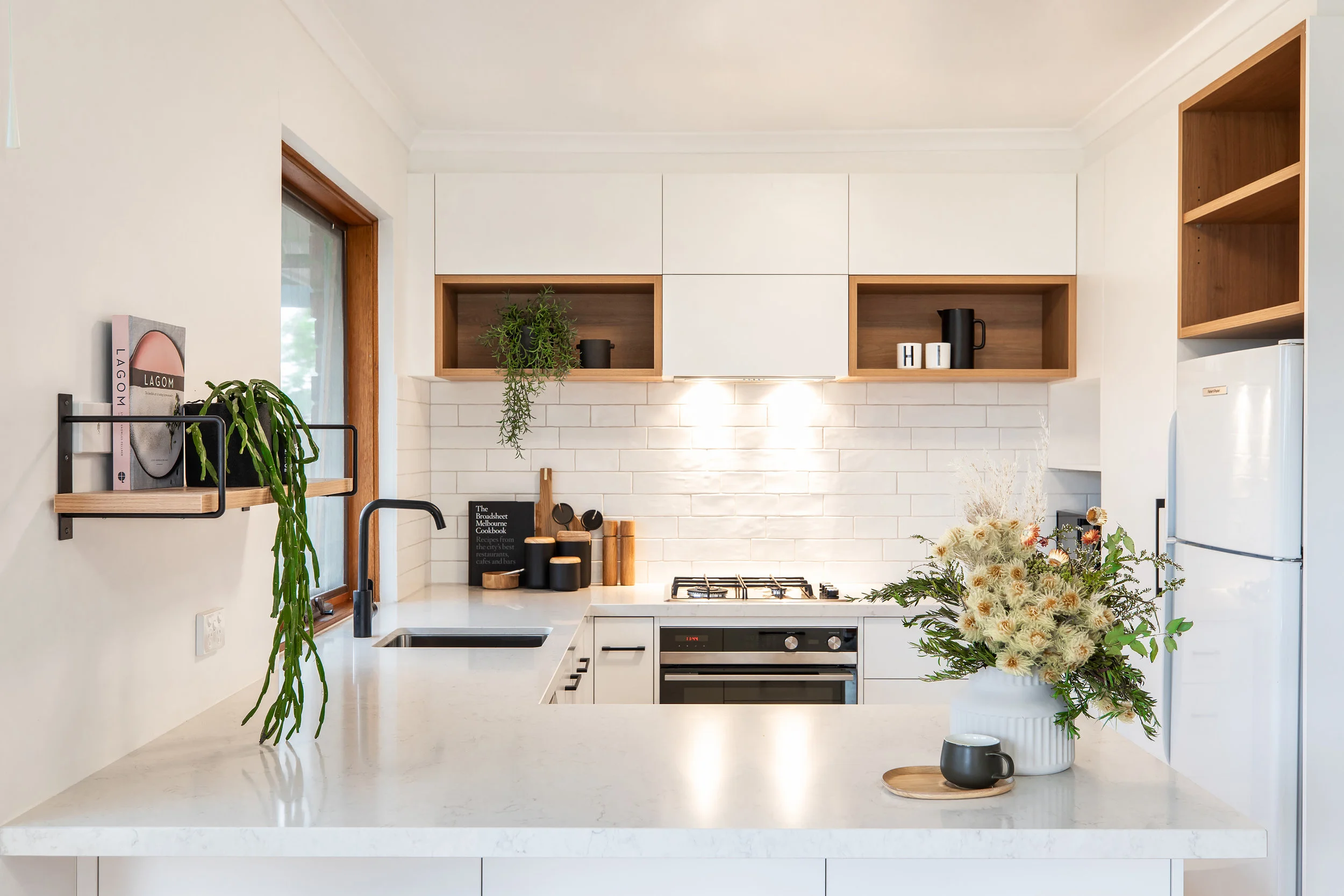 LRE - Transform a Space - Kitchen - 006.jpg