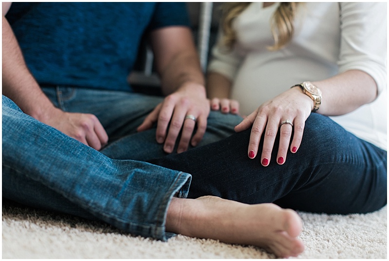 husband-and-wife-maternity-photo.jpg