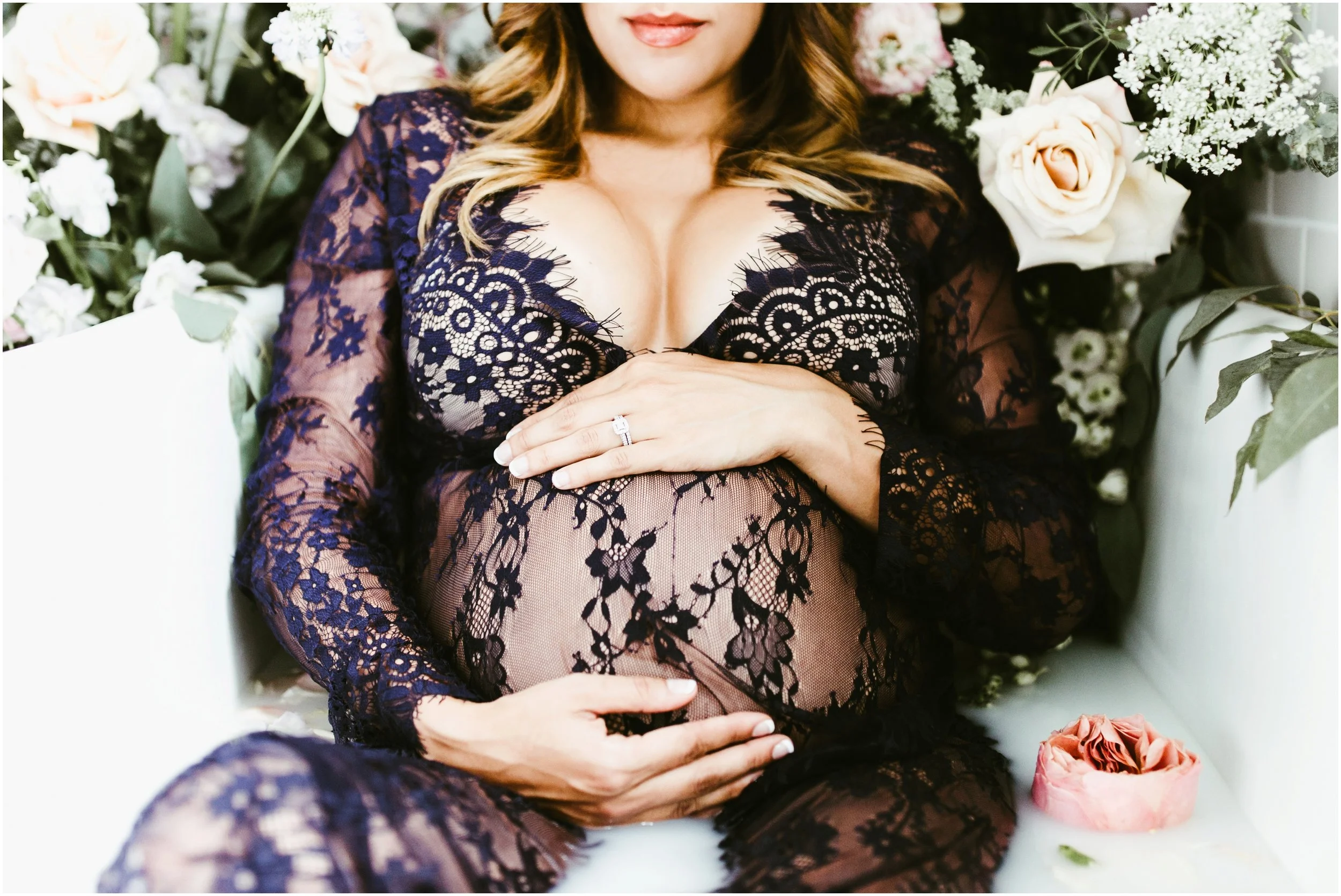 IMG_9273-2_quaint-and-whim-lifestyle-maternity-photographer-louisiana.jpg
