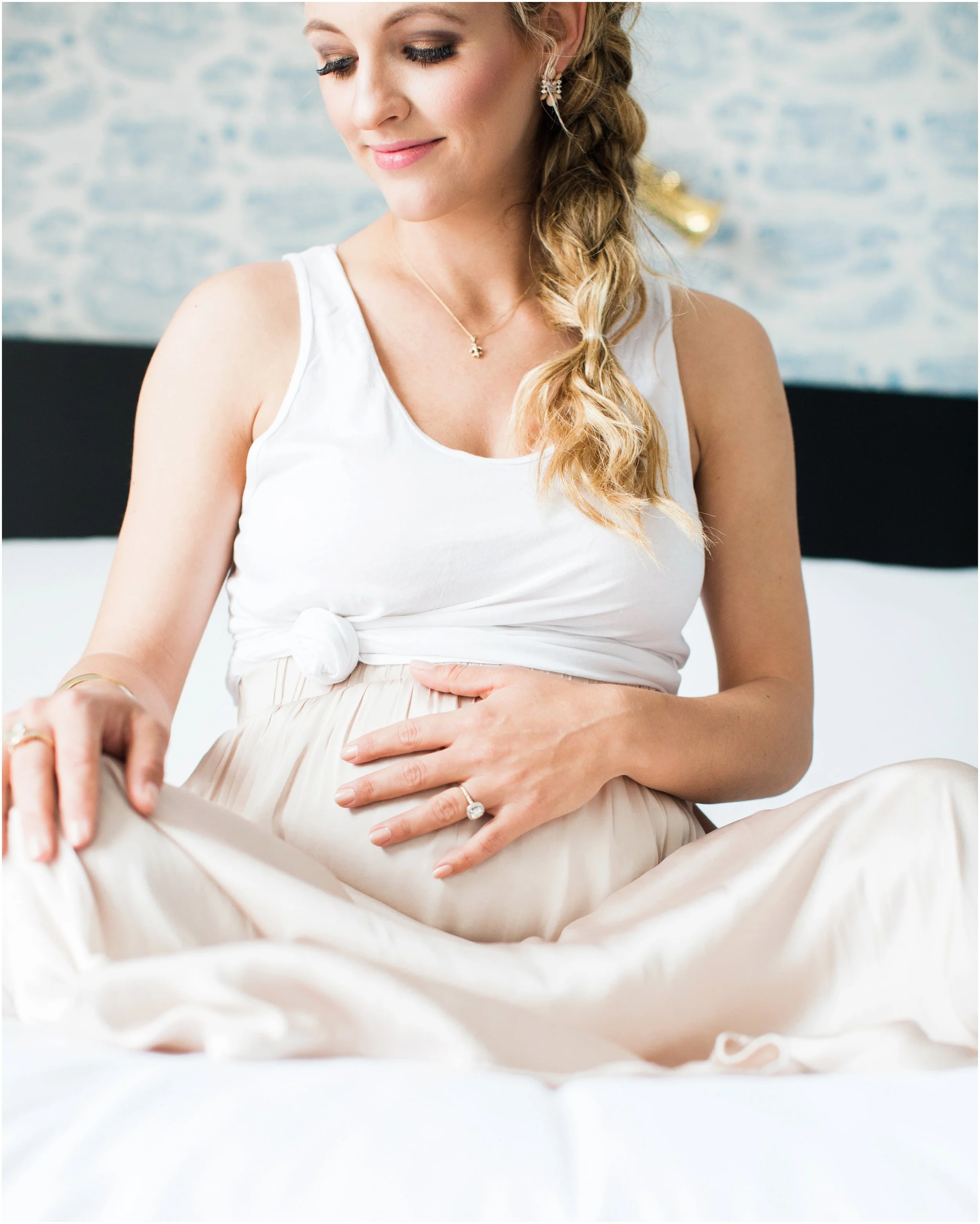 qw-maternity-heady-grimm-0636_quaint-and-whim-lifestyle-maternity-photographer-louisiana.jpg