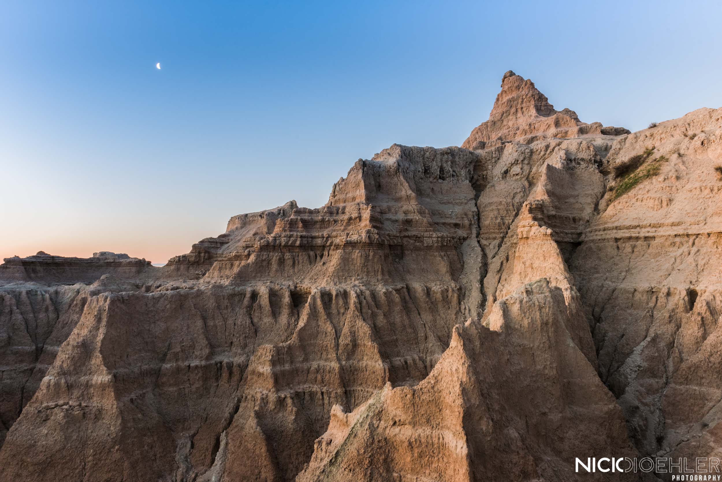 Badlands National Park: Right after the sunrise, this light was giving a nice textural feel along the ridges.