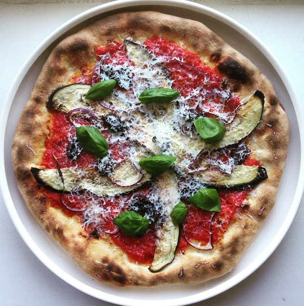 Our Instagram friend, @ilovepizzayo , is constantly taking his pizzas to the next level. Made on the #BakingSteel, could this baby get any better? 