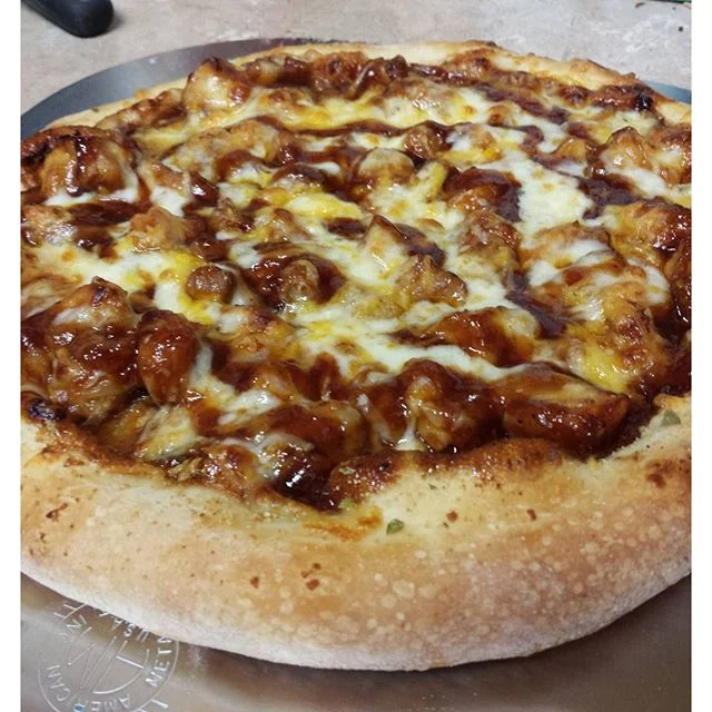 @pizzanthony with one of my fav's. BBQ Chicken!
