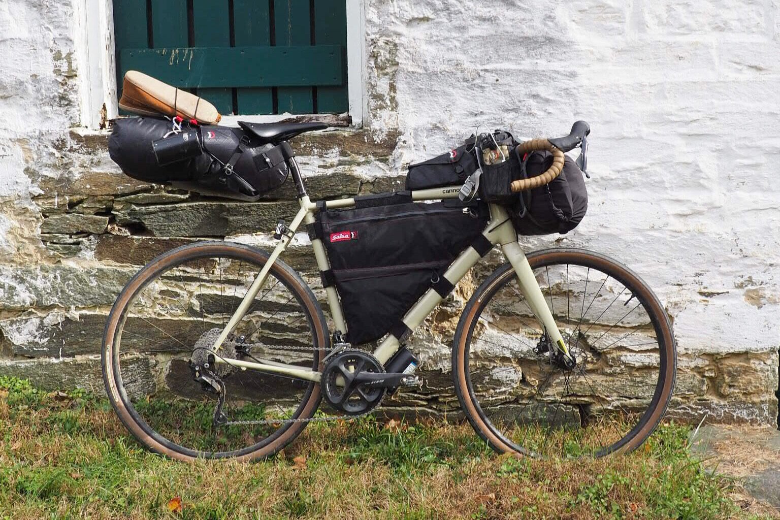 Review: Cannondale Topstone (Alloy 105) Gravel Bike  Great Eskape