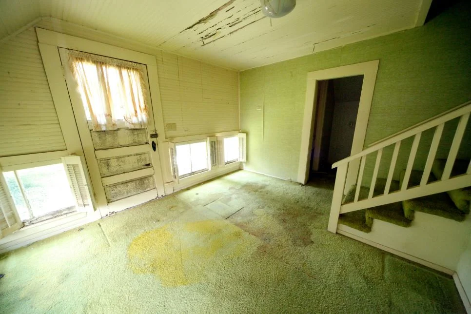 Before- War Room Facing Stairs Edwards.jpg