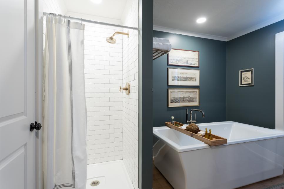 MASTER BATHROOM 2 AFTER - TREST .jpg
